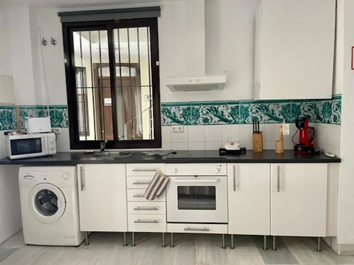 Holidays2Malaga Jinetes Junto Casco Historico & Parking Appartement